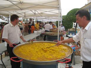 feria en Otura, lunes tarde, 8 sept, 2008, paella popular